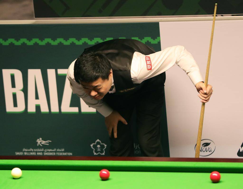 后者以控球 后者以控球