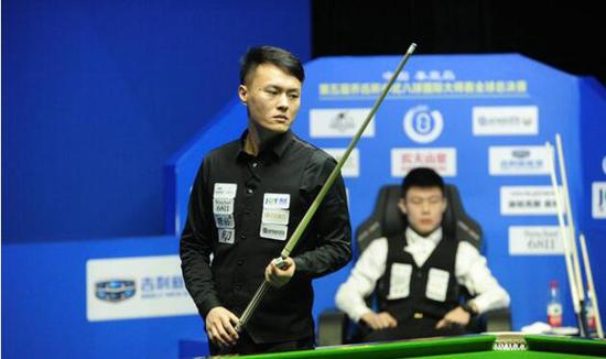 岁的男拳手 岁的男拳手